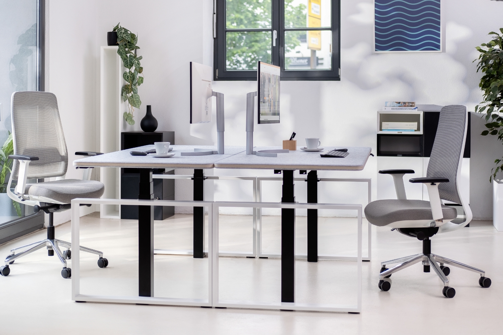 Inwerk Teamo® Original - Ergonomischer Bürostuhl, Weiss/Grau